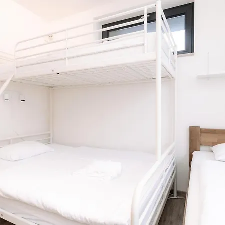 Rooftop Klinovec アパート Loučná pod Klínovcem